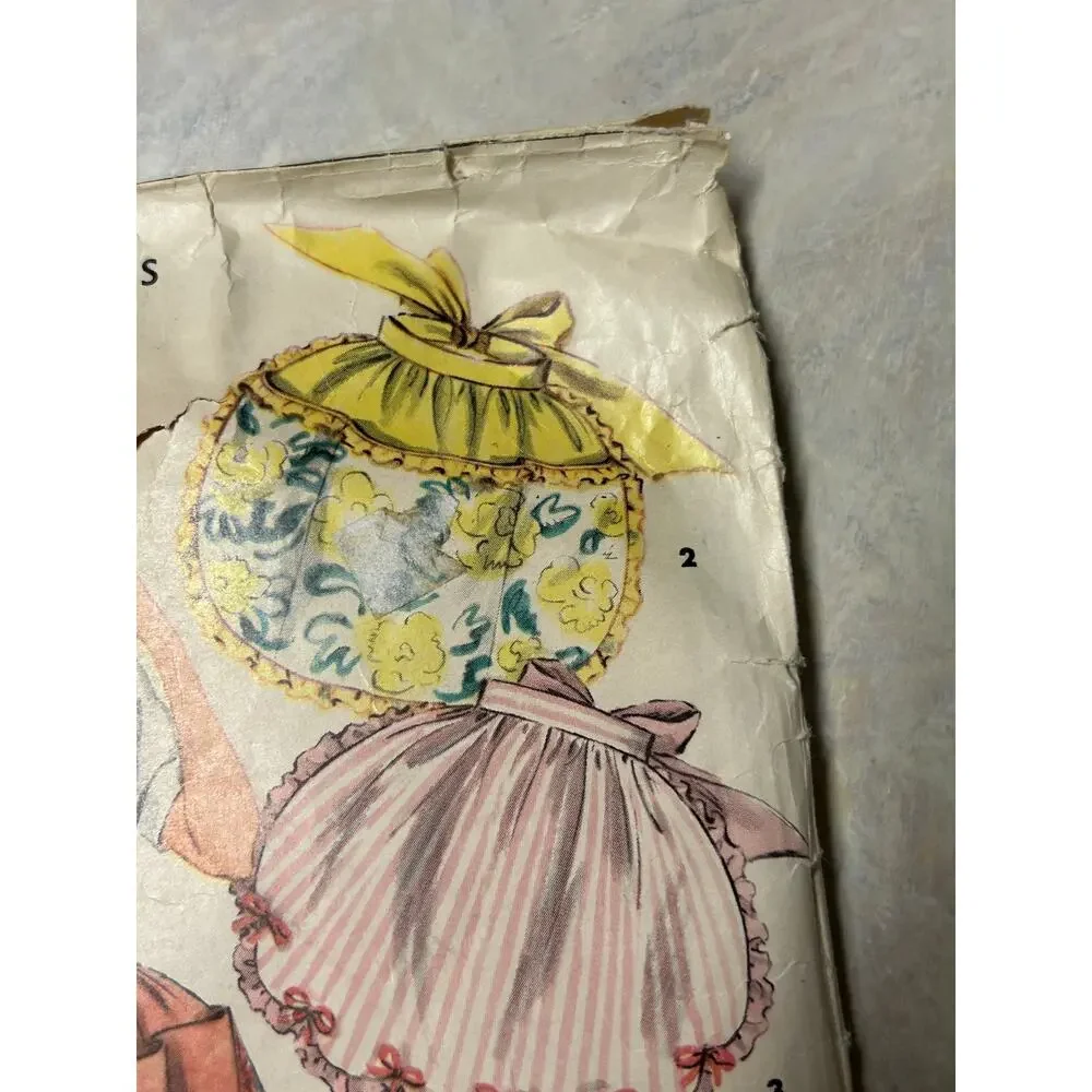 Vintage‎ 1950's Simplicity Pattern #4938 One Yard Aprons One Size